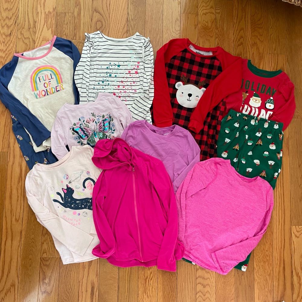 Girls lot of size 7 clothes & Pjs